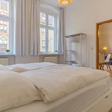 Cityapartment - 53 M², 2 Zimmer, Zentral, Netflix, Kueche, Waschmaschine Cottbus Exterior photo