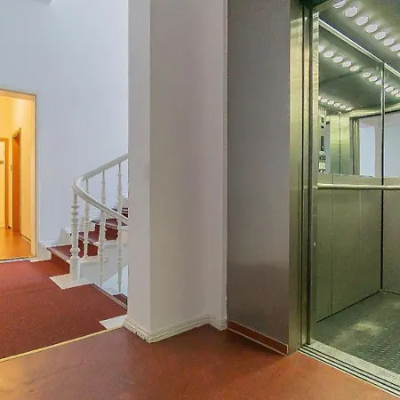 Cityapartment - 53 M², 2 Zimmer, Zentral, Netflix, Kueche, Waschmaschine Cottbus Exterior photo
